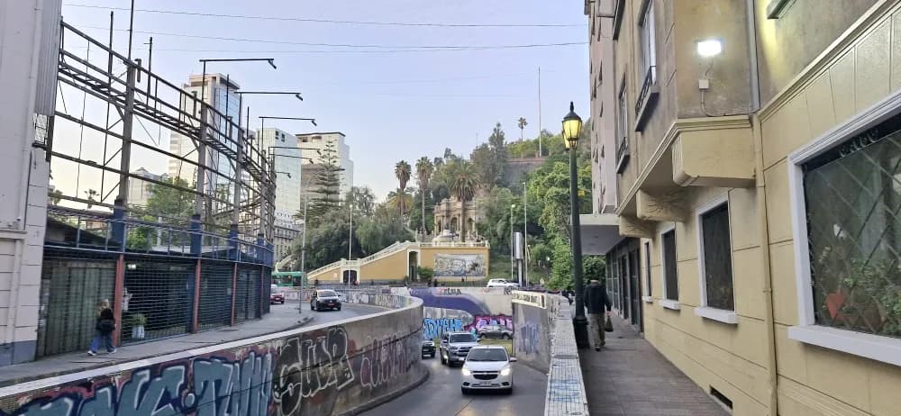 Depto 3d/1b Piso 10 Paseo Huérfanos. Santiago 2